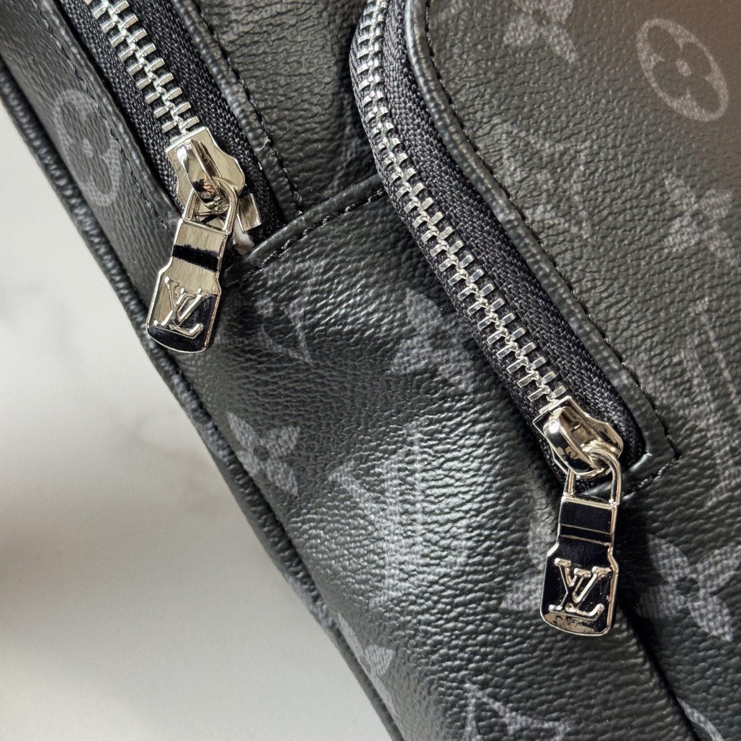 LOUIS VUITTON ルイヴィトン M41719 Damier Graphite チェストバッグ-BRAND OFF