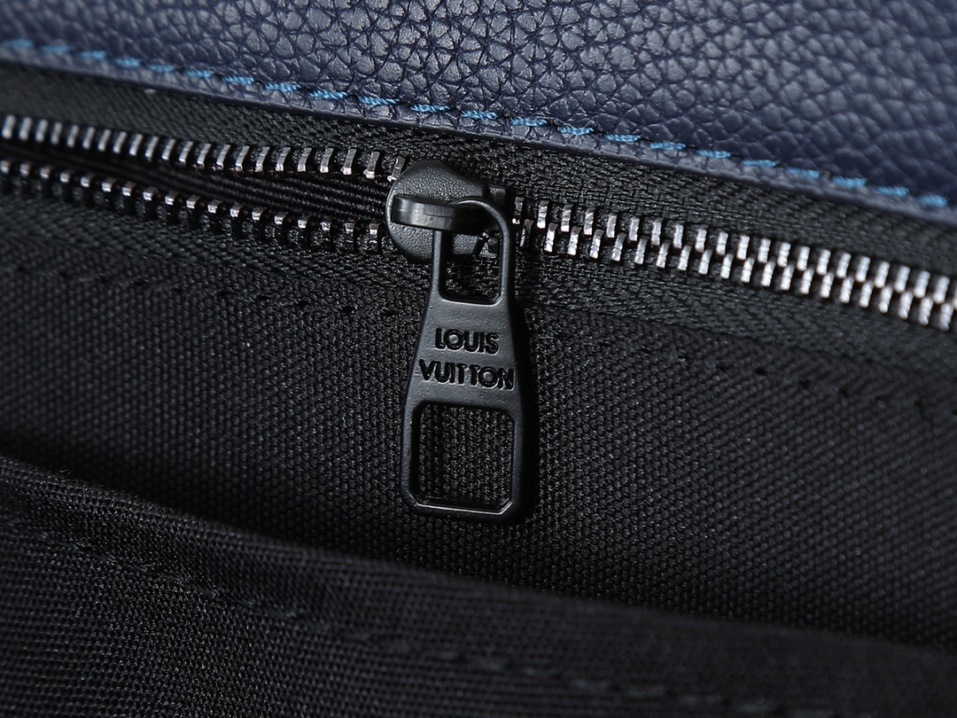 LOUIS VUITTON（ルイヴィトン）Pilot Tote ハンドバッグ M24771-BRAND OFF
