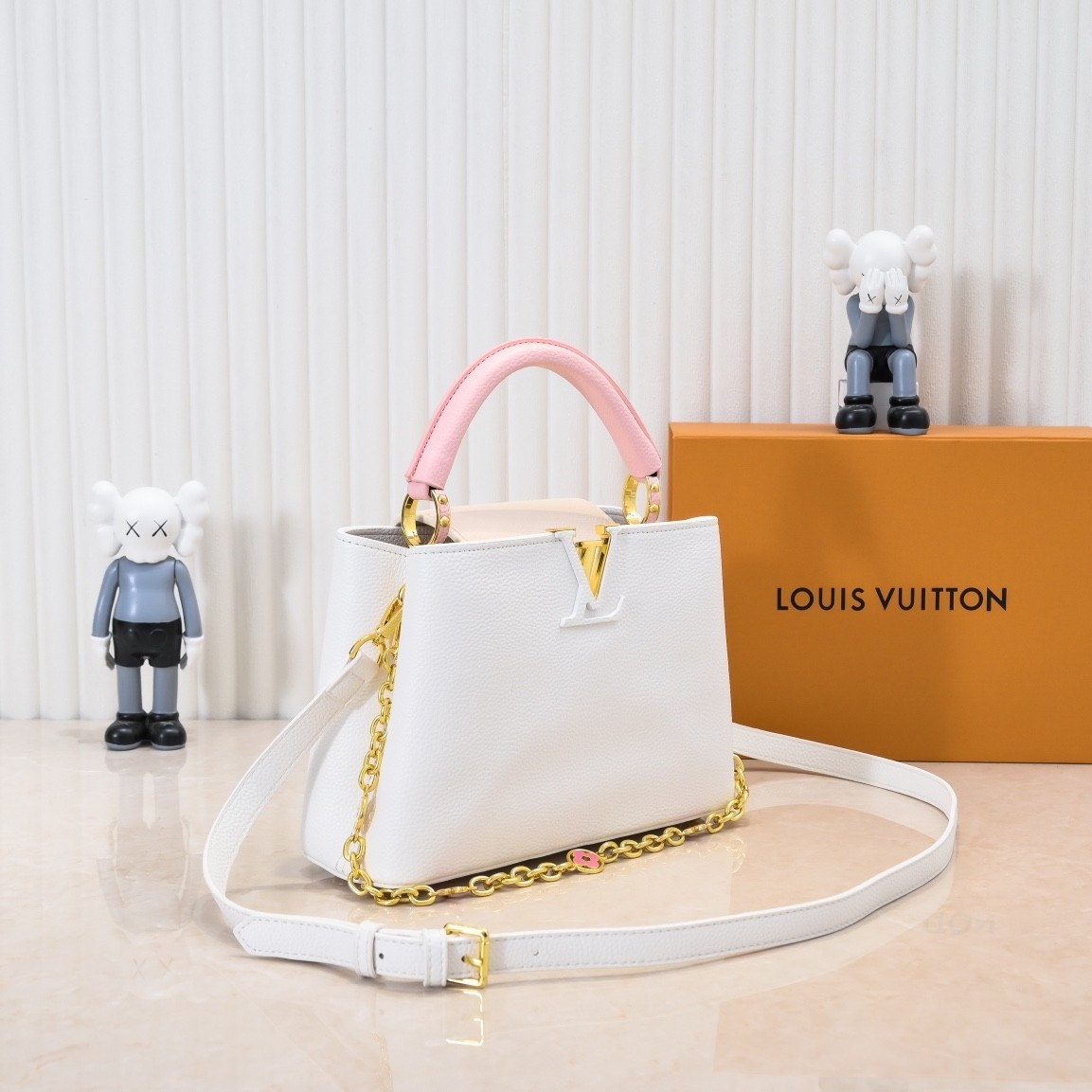 LOUIS VUITTON ルイヴィトン CAPUCINES BB ハンドバッグ M11343-BRAND OFF
