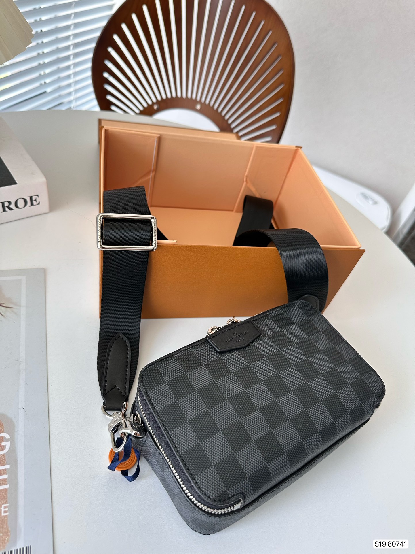 LOUIS VUITTON（ルイヴィトン） メッセンジャーバッグ M80741-BRAND OFF
