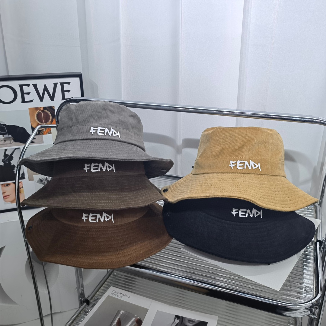 FENDI(フェンディ)フィッシャーマンズハット-BRAND OFF