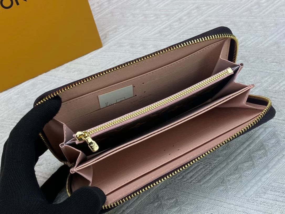 LOUIS VUITTON（ルイヴィトン）Vivian 財布 M60017-BRAND OFF