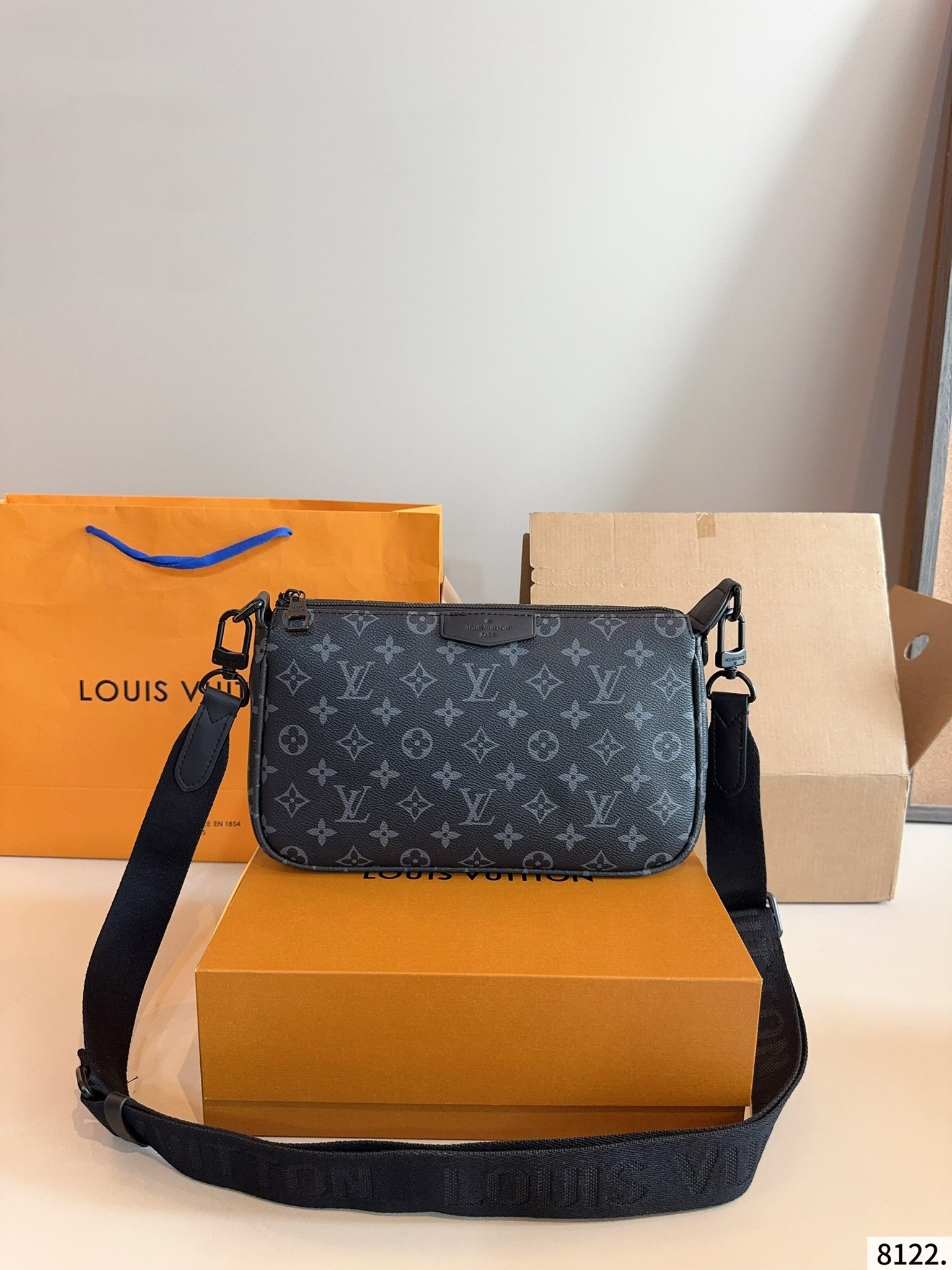 大人気定番商品★LOUIS VUITTON ルイヴィトン メッセンジャーバッグ M11741-BRAND OFF