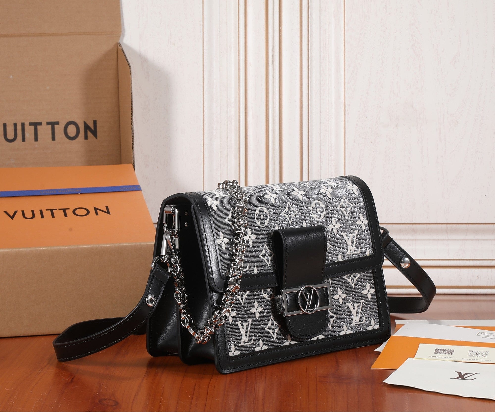 LOUIS VUITTON新作 モノグラム デニム ドーフィーヌ MM / M21458-BRAND OFF