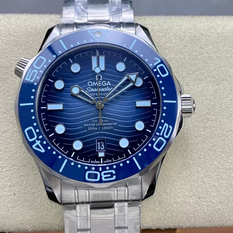 オメガシーマスター ダイバー300M コーアクシャル マスター クロノメーター 210.30.42.20.03.003-BRAND OFF