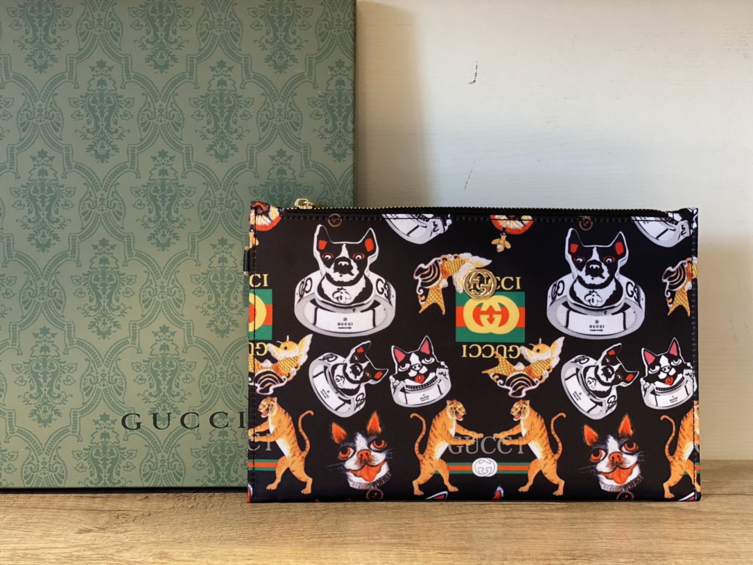 Gucci（グッチ）クラッチバッグ 29x18x3cm-BRAND OFF