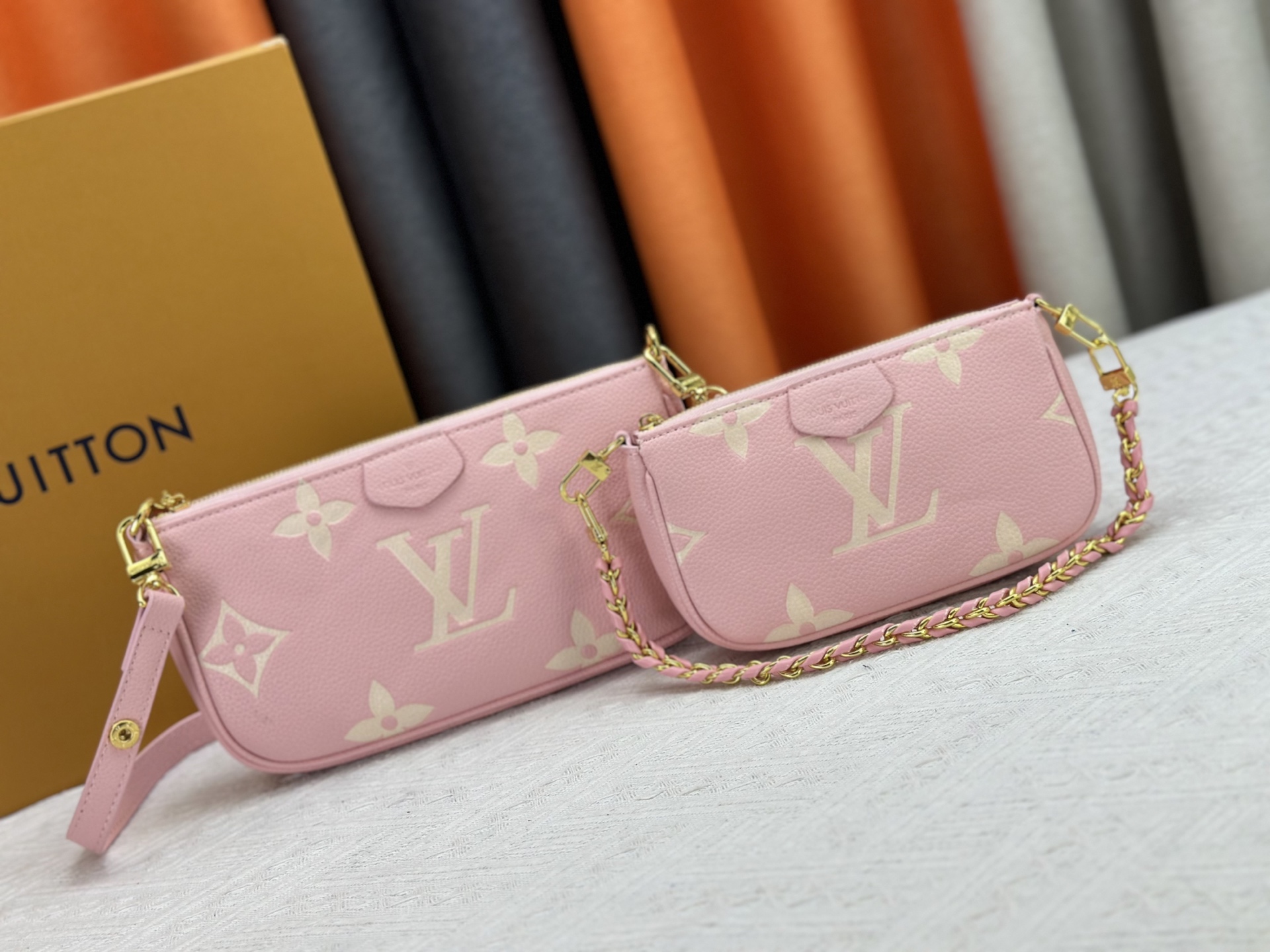 LOUIS VUITTON ルイヴィトン スリーピースのショルダーバッグ-BRAND OFF