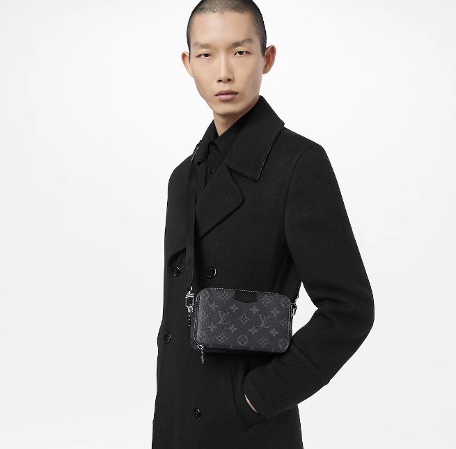 【入手困難】LOUIS VUITTON ルイヴィトン アルファ ウエアラブル-BRAND OFF