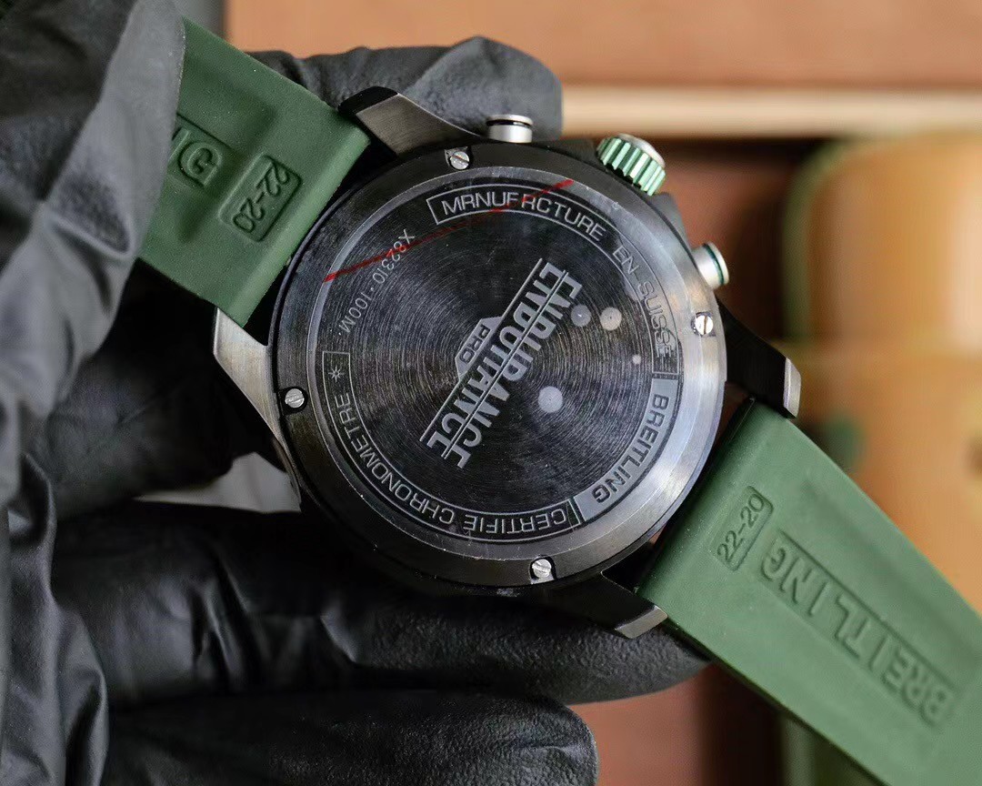 Breitling Endurance Pro X82310D31B1S1-BRAND OFF