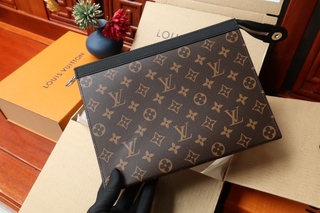LOUIS VUITTON（ルイヴィトン）POCHETTE VOYAGE クラッチバッグ M61692-BRAND OFF
