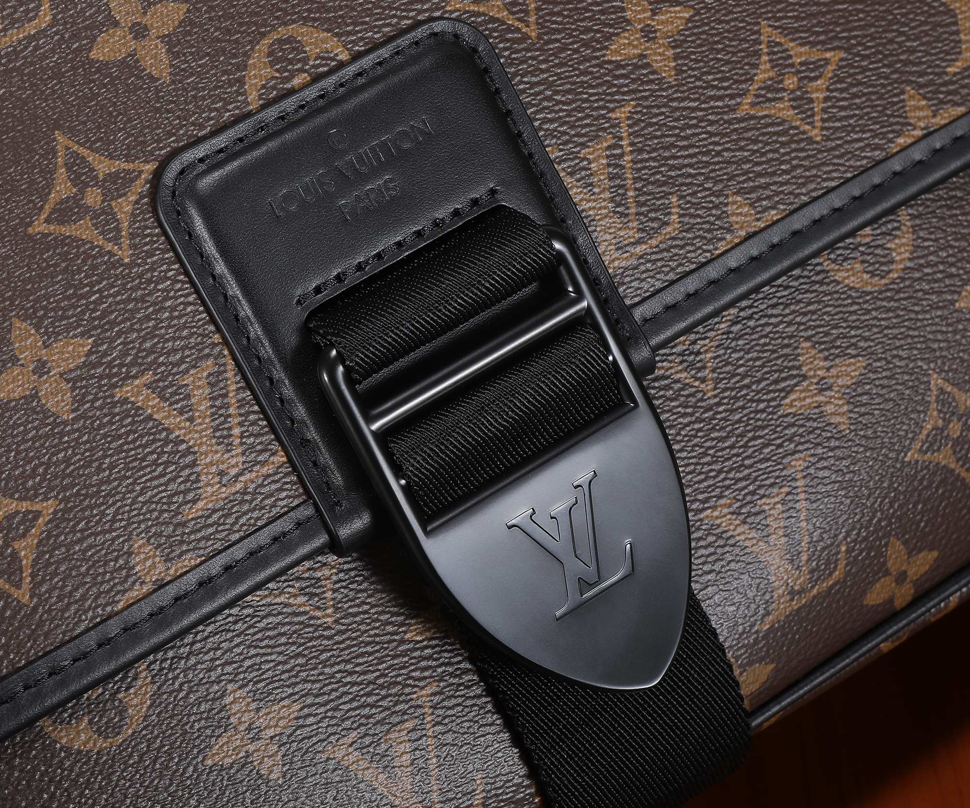 LOUIS VUITTON バッグ アーチ― メッセンジャー M46328-BRAND OFF