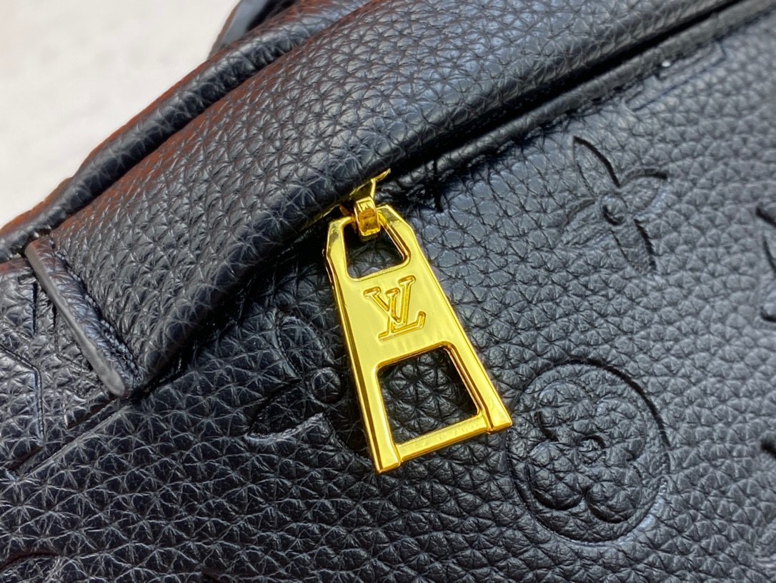 LOUIS VUITTON（ルイヴィトン）BUMBAG ウエストバッグ M44812-BRAND OFF