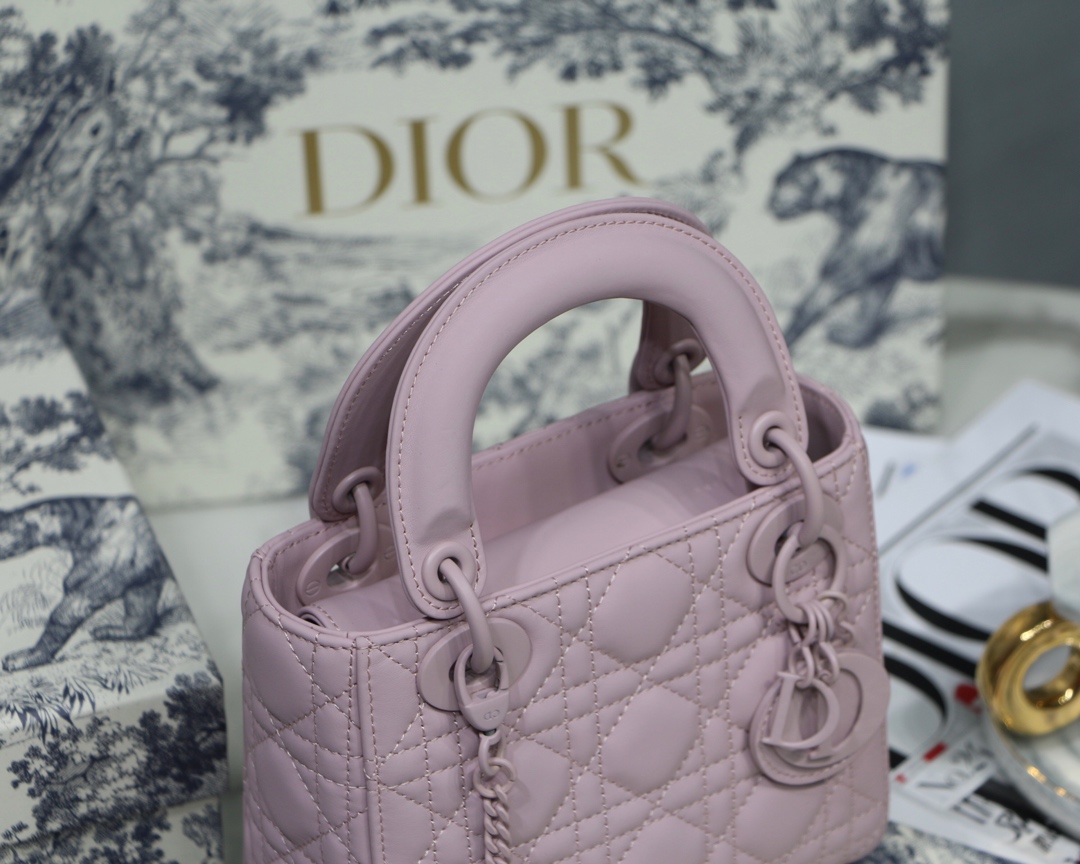 【超入手困難！ほしい！】 Lady Diorトリコロールサテンチェック牛革-BRAND OFF
