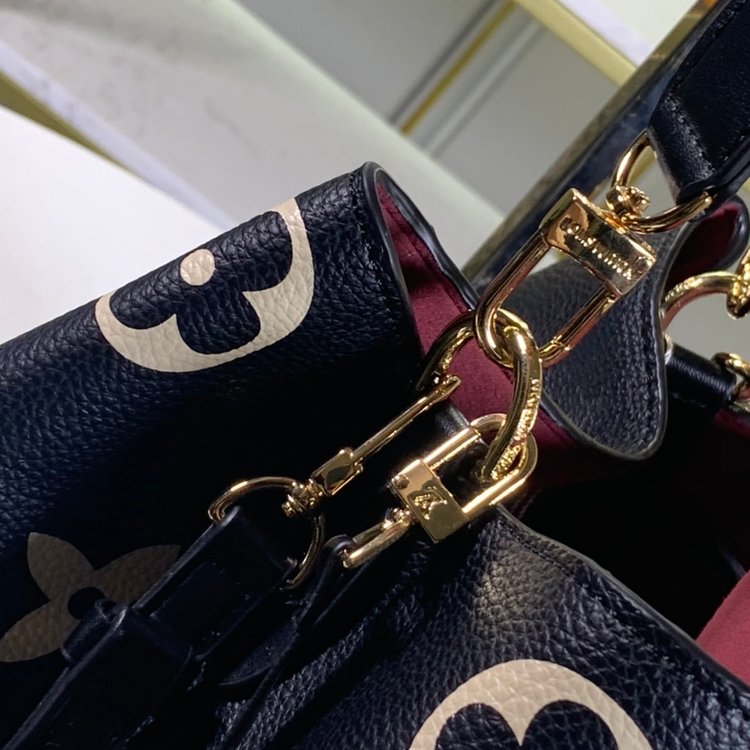 Louis Vuitton （ルイヴィトン） ショルダーバッグ 26x26x17.5 cm-BRAND OFF
