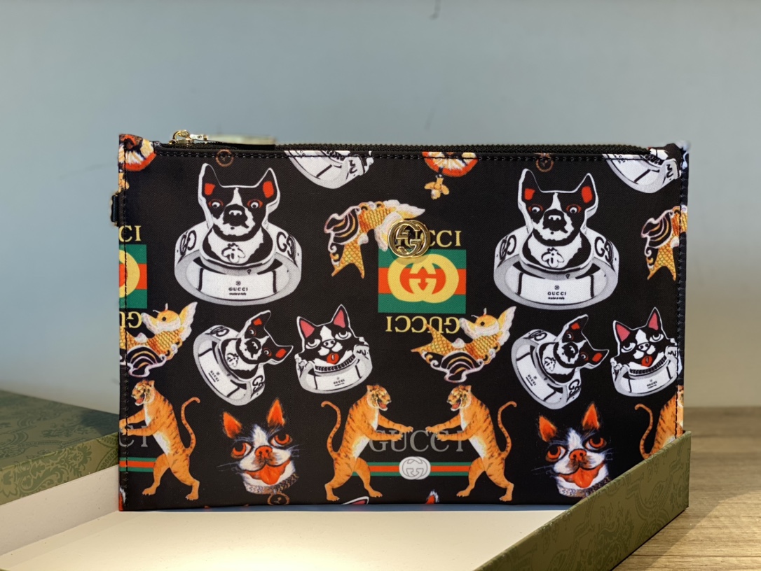 Gucci（グッチ）クラッチバッグ 29x18x3cm-BRAND OFF