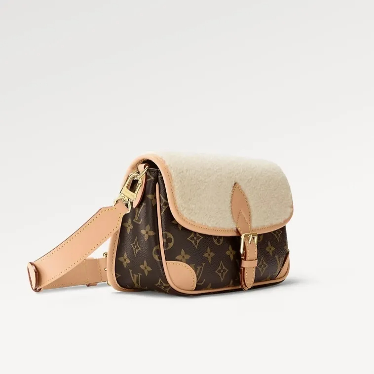 LOUIS VUITTON ★ ギフト◎ ショルダーバッグ ディアヌ もこもこ M46317-BRAND OFF