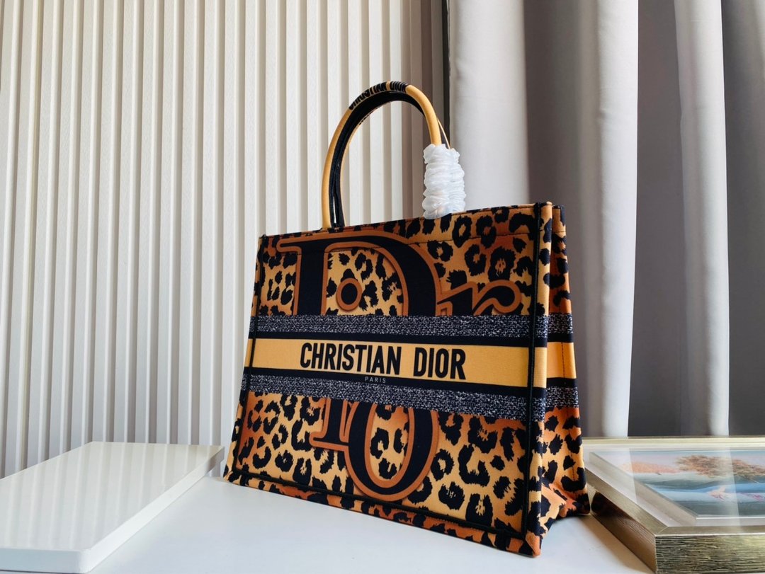 Christian Dior 【ディオール】トートバッグ 36cm-BRAND OFF