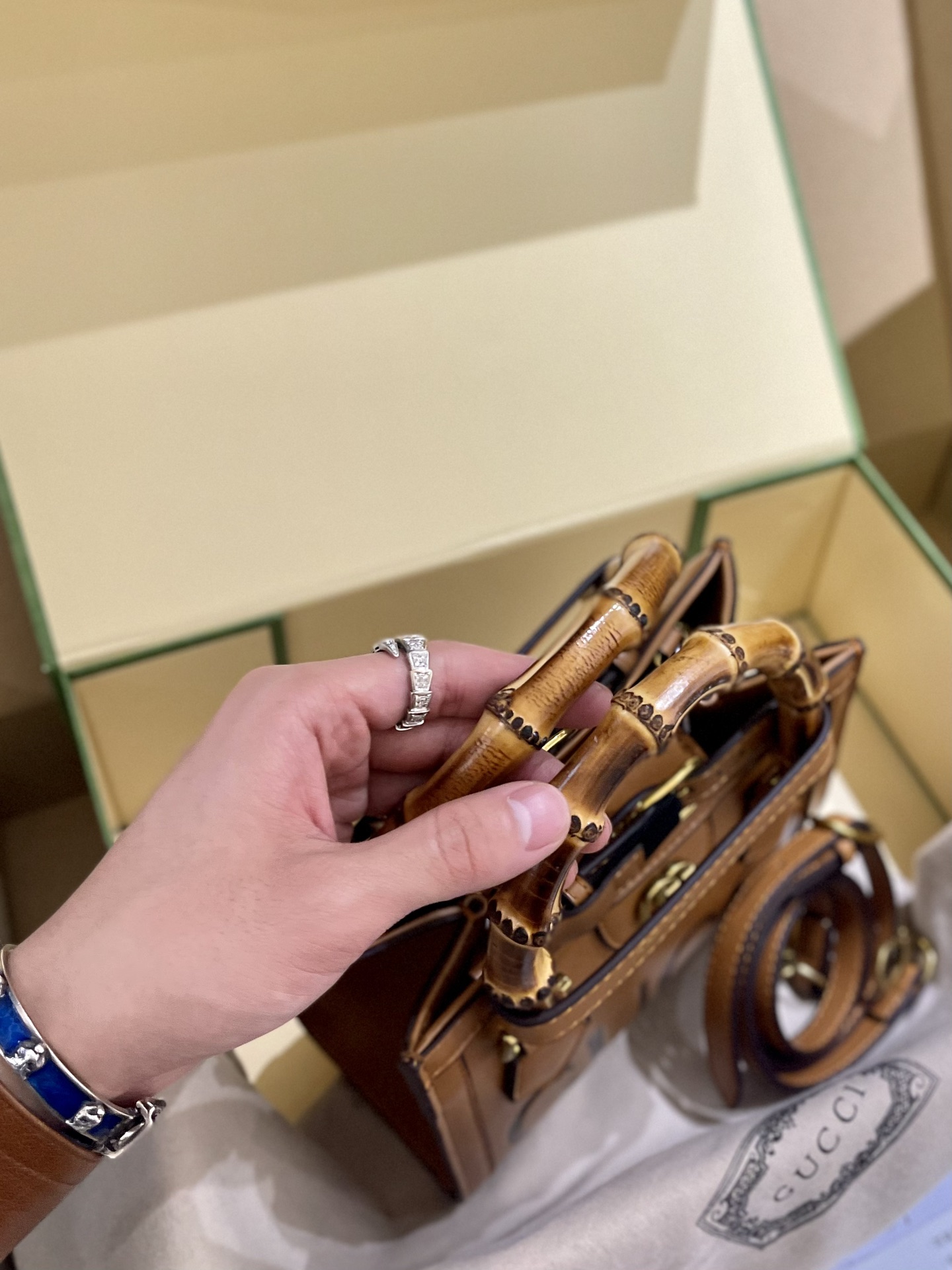 Gucciプレミアムエンボス竹節バッグGucciDianaショッピングバッグ-BRAND OFF