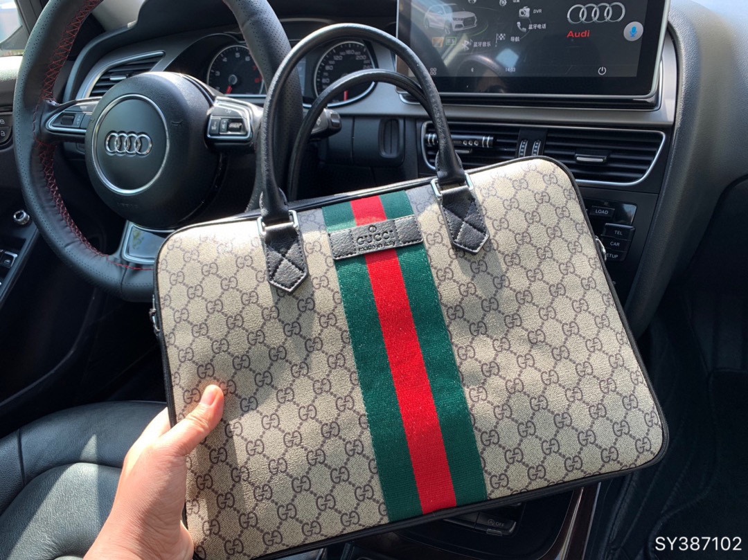 GUCCI 〔グッチ 〕ハンドバッグ-BRAND OFF