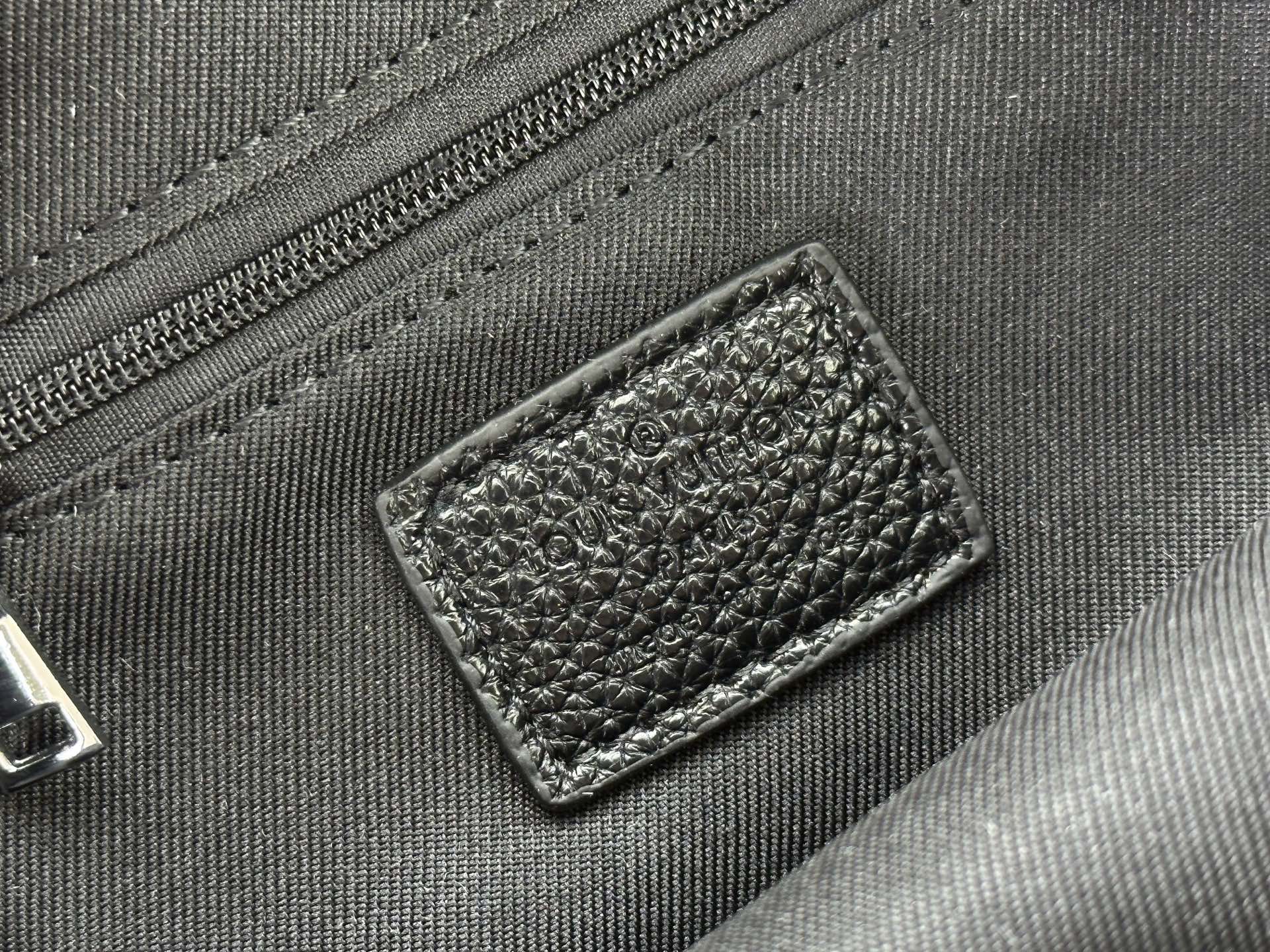 LOUIS VUITTON（ルイヴィトン）LV チェストバッグ M46344-BRAND OFF