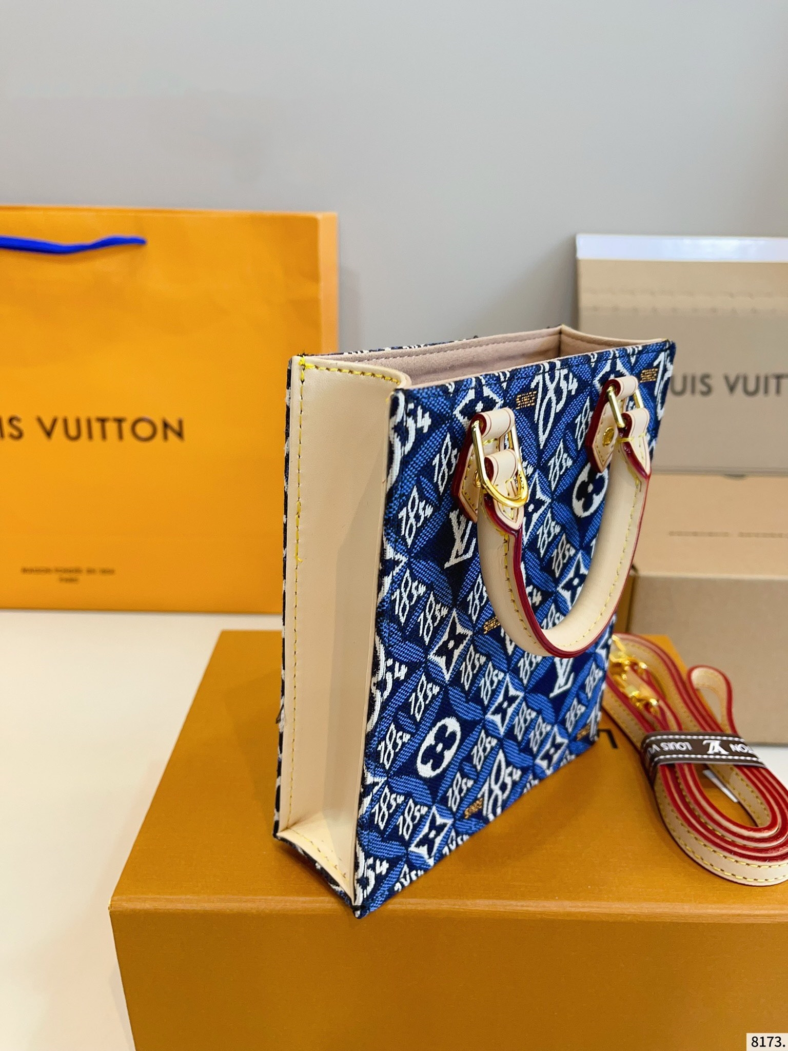 LOUIS VUITTON ルイヴィトン PETIT SAC PLAT TOTE バッグ ★ 大人気-BRAND OFF