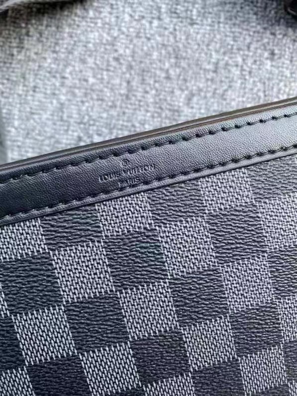 LOUIS VUITTON（ルイヴィトン）Gaston クロスボディバッグ M81124-BRAND OFF