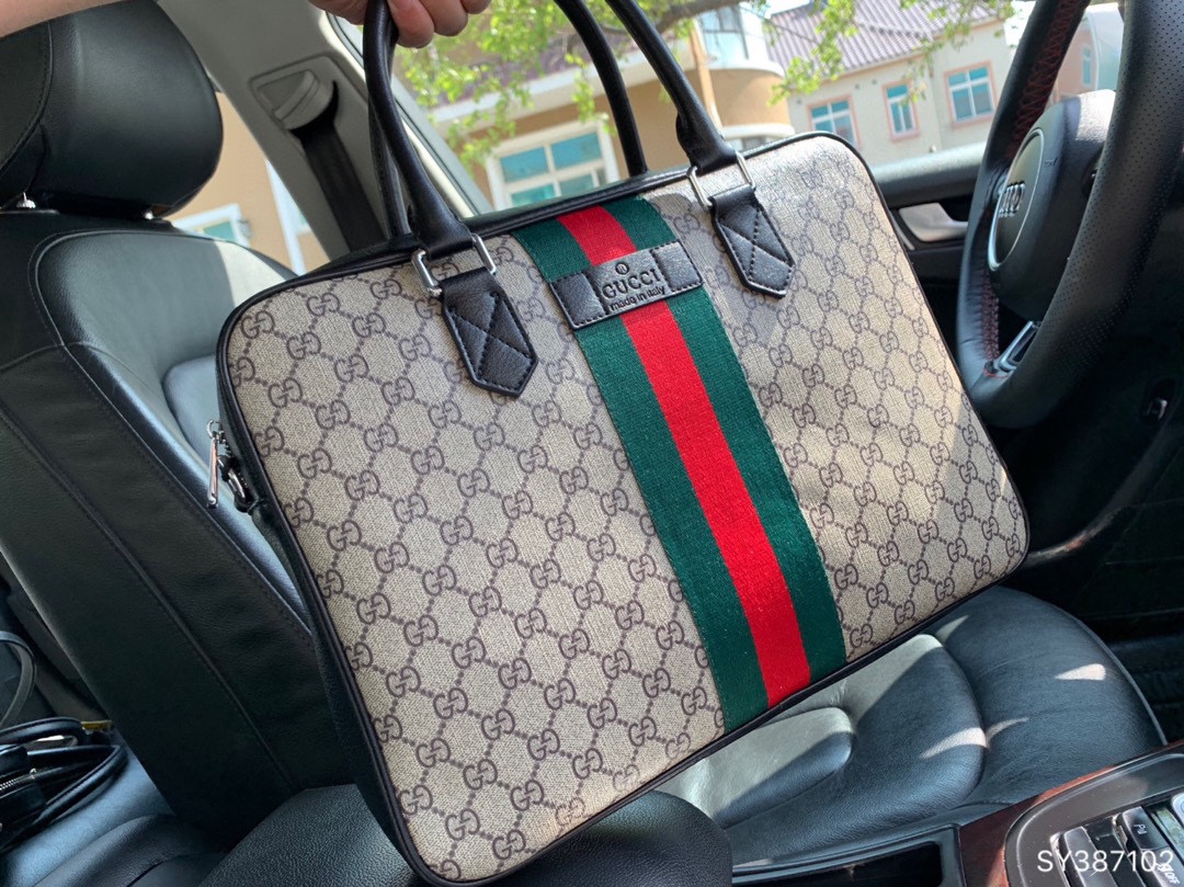 GUCCI 〔グッチ 〕ハンドバッグ-BRAND OFF