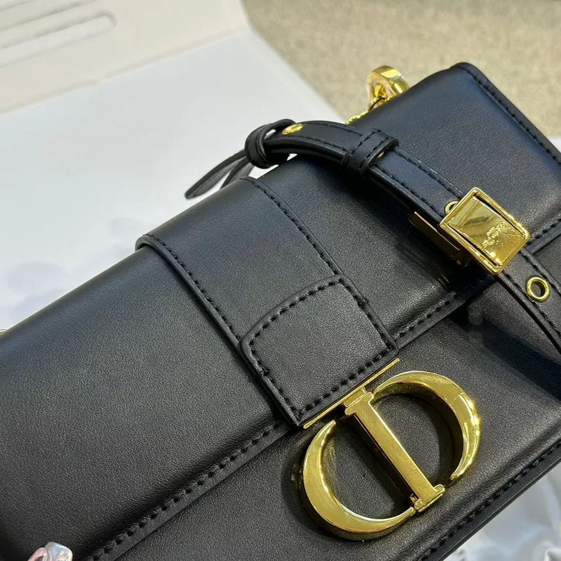 Dior Montaigneモンタン30モデル-BRAND OFF