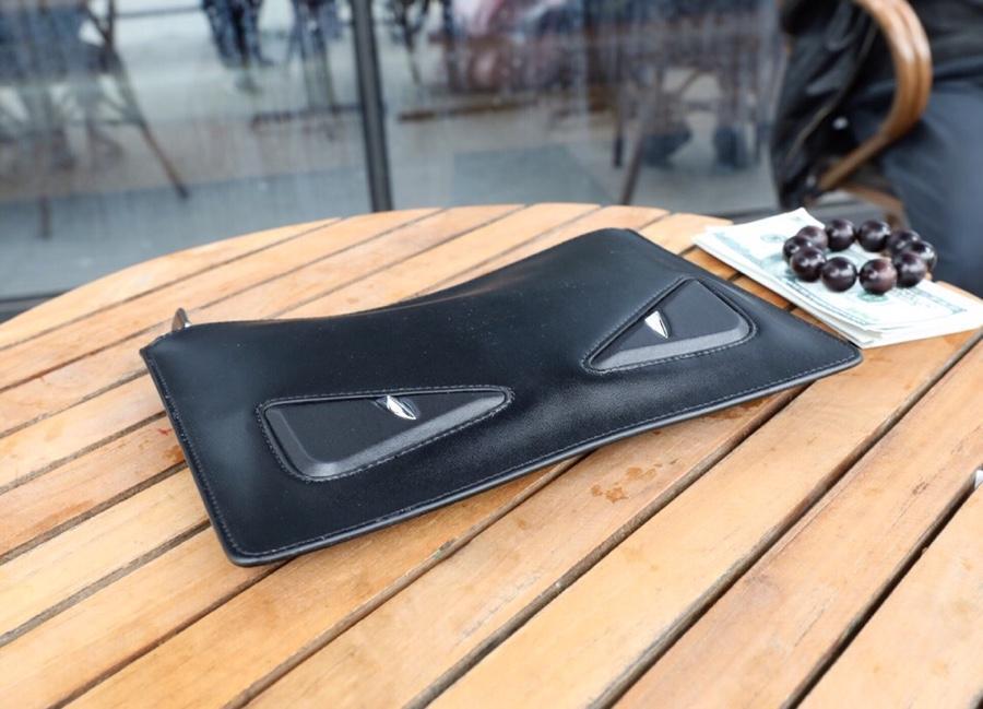 FENDI（フェンディ）クラッチバッグ 30X20X1CM-BRAND OFF
