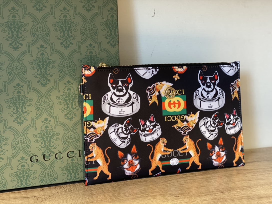 Gucci（グッチ）クラッチバッグ 29x18x3cm-BRAND OFF