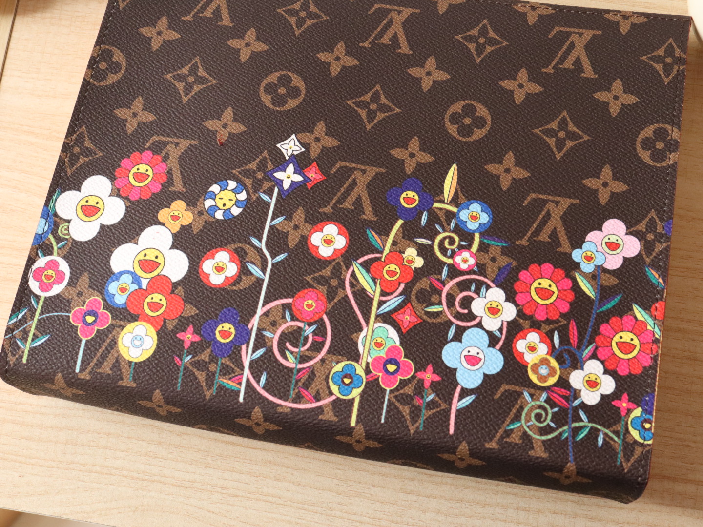 LOUIS VUITTON ルイヴィトン 村上隆 定番クラッチバッグ M14180-BRAND OFF