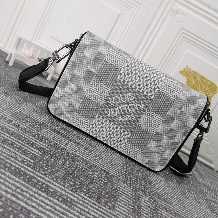 Louis Vuitton （ルイヴィトン） メッセンジャーバッグ 23.5x14x5cm-BRAND OFF
