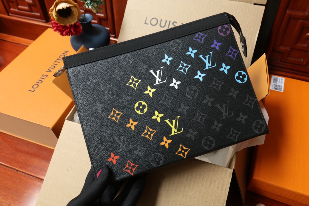LOUIS VUITTON（ルイヴィトン）POCHETTE VOYAGE クラッチバッグ M61692-BRAND OFF