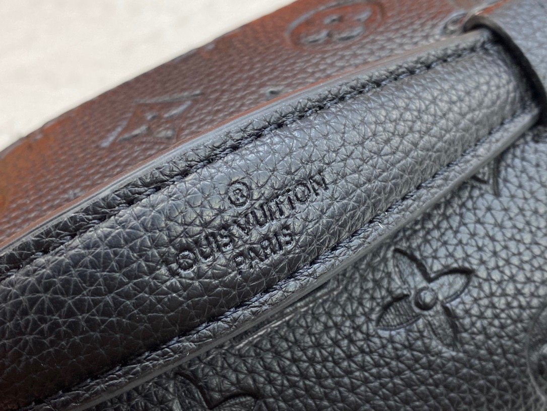 LOUIS VUITTON（ルイヴィトン）BUMBAG ウエストバッグ M44812-BRAND OFF