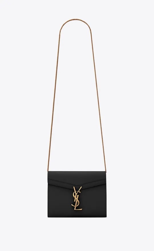 【Saint Laurent】✨今季のトレンド！★オードリー亜谷香さん愛用★カサンドラ チェーンウォレット（グレイン ド プードル エンボス-BRAND OFF