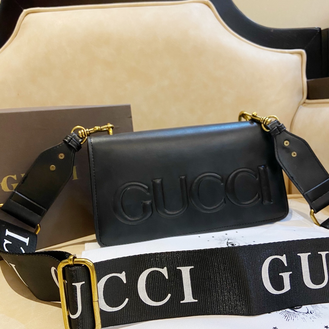 GUCCI〔グッチ〕クロスボディバッグ-BRAND OFF