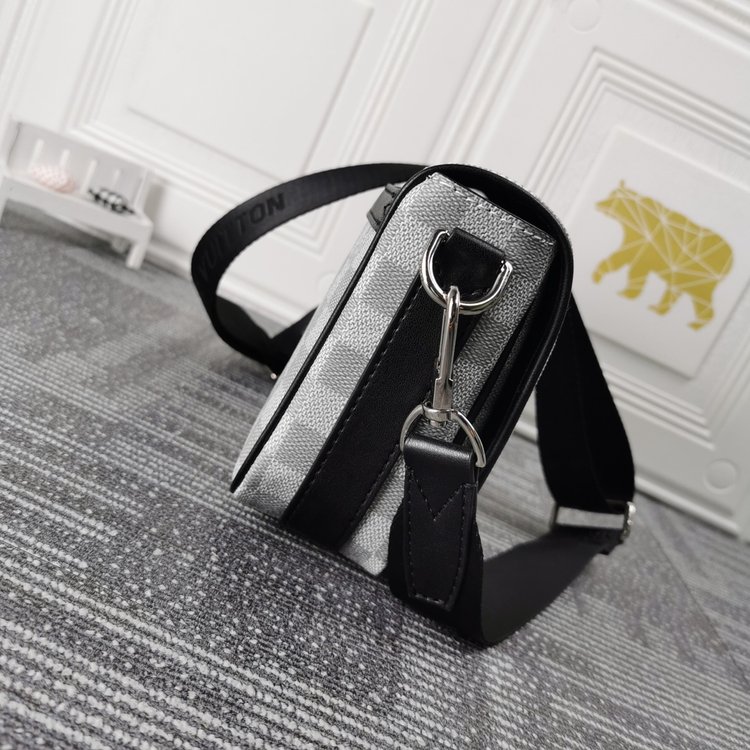 Louis Vuitton （ルイヴィトン） メッセンジャーバッグ 23.5x14x5cm-BRAND OFF