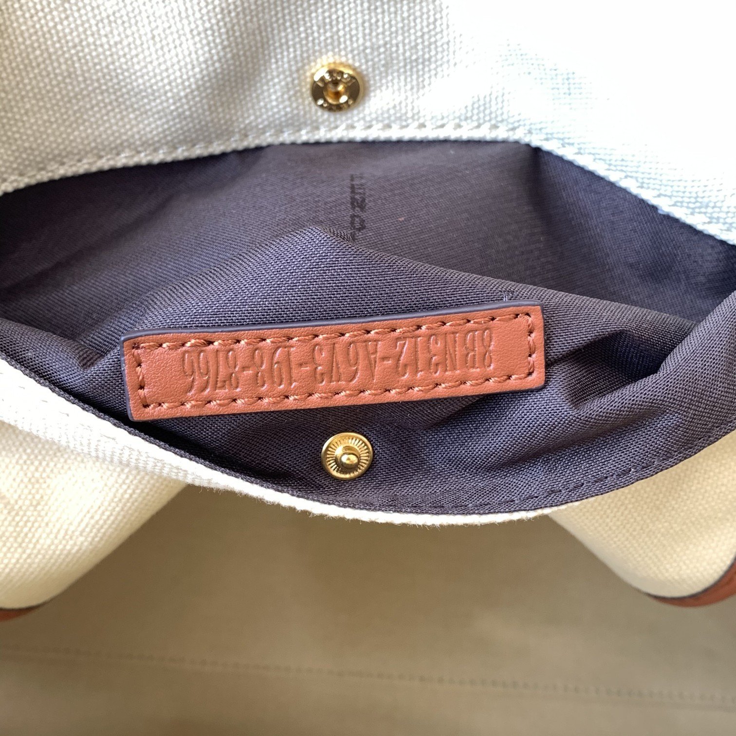 FENDI（フェンディ） ハンドバッグ41X29.5X16CM-BRAND OFF