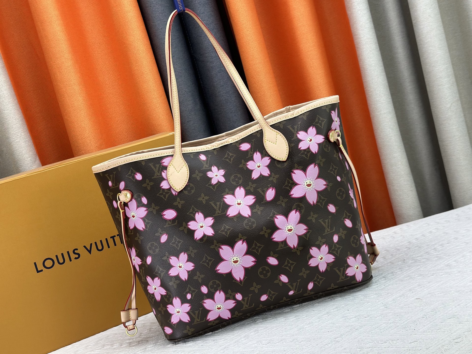 LOUIS VUITTON（ルイヴィトン）NEVERFULL ミドルサイズのハンドバッグ-BRAND OFF