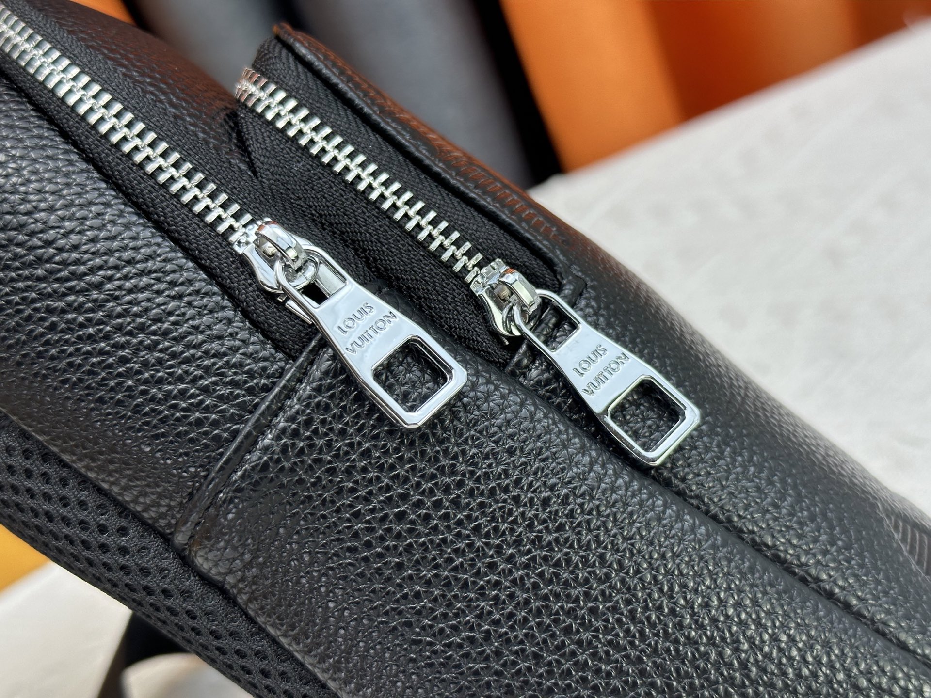 LOUIS VUITTON（ルイヴィトン）LV チェストバッグ M46344-BRAND OFF