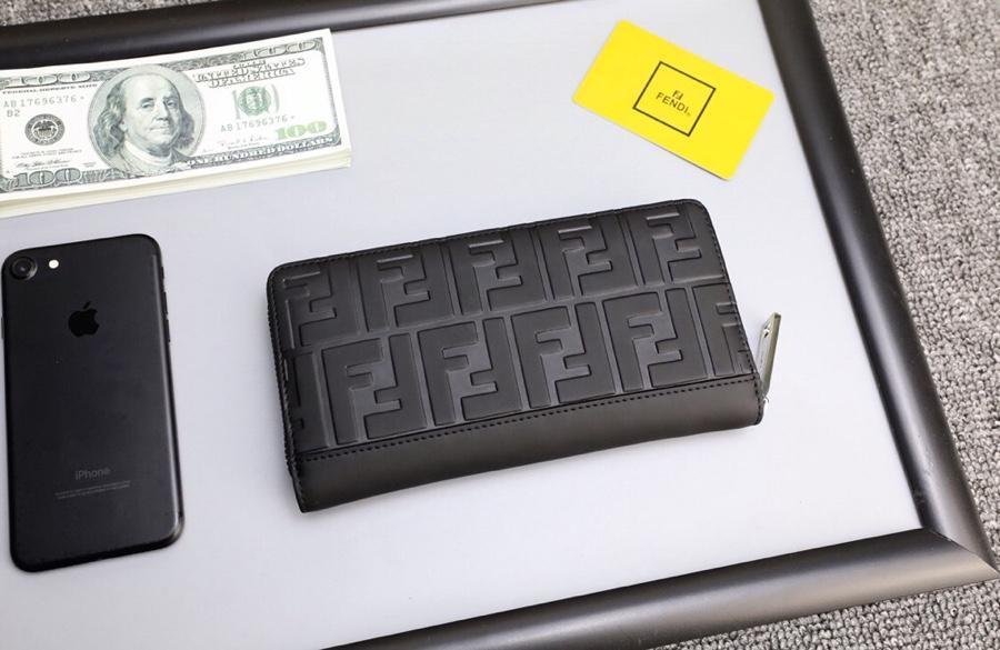 FENDI（フェンディ） 財布 19X11X3CM-BRAND OFF