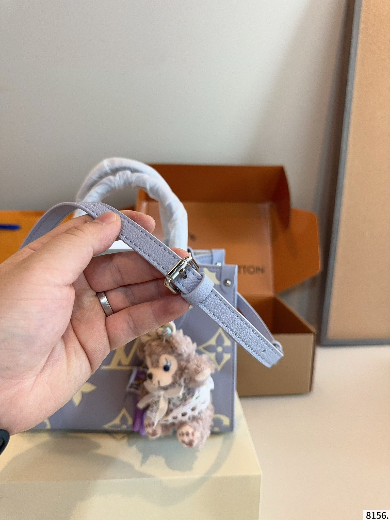 LOUIS VUITTON ルイヴィトン ★大人気 ONTHEGO ハンドバッグ-BRAND OFF