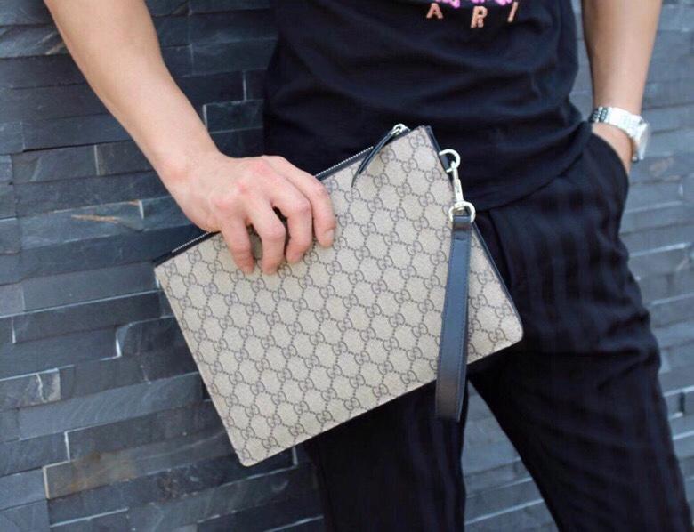 Gucci（グッチ）クラッチバッグ 29x20x1.5cm-BRAND OFF