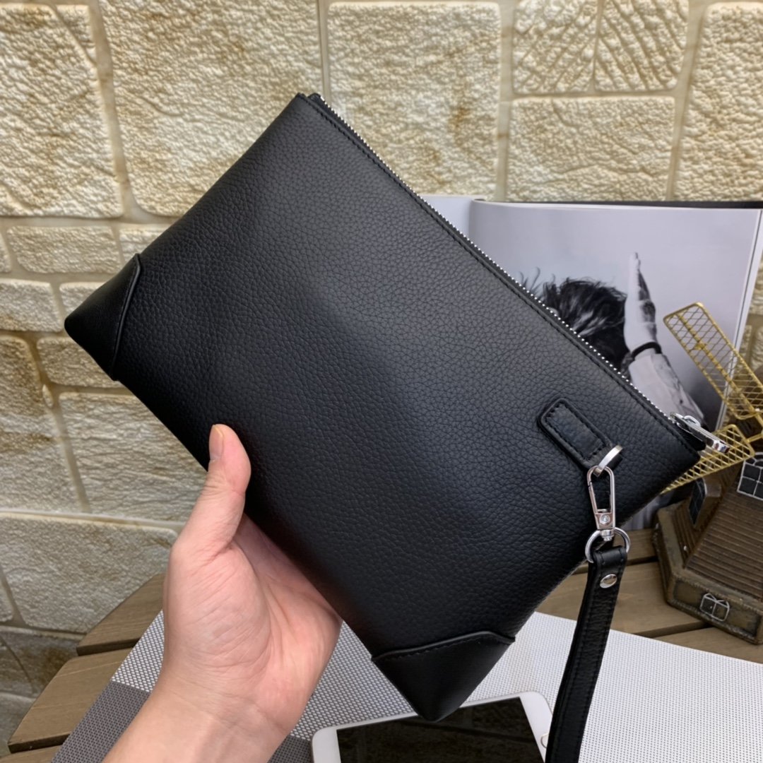 Gucci（グッチ）クラッチバッグ 28x18x3cm-BRAND OFF