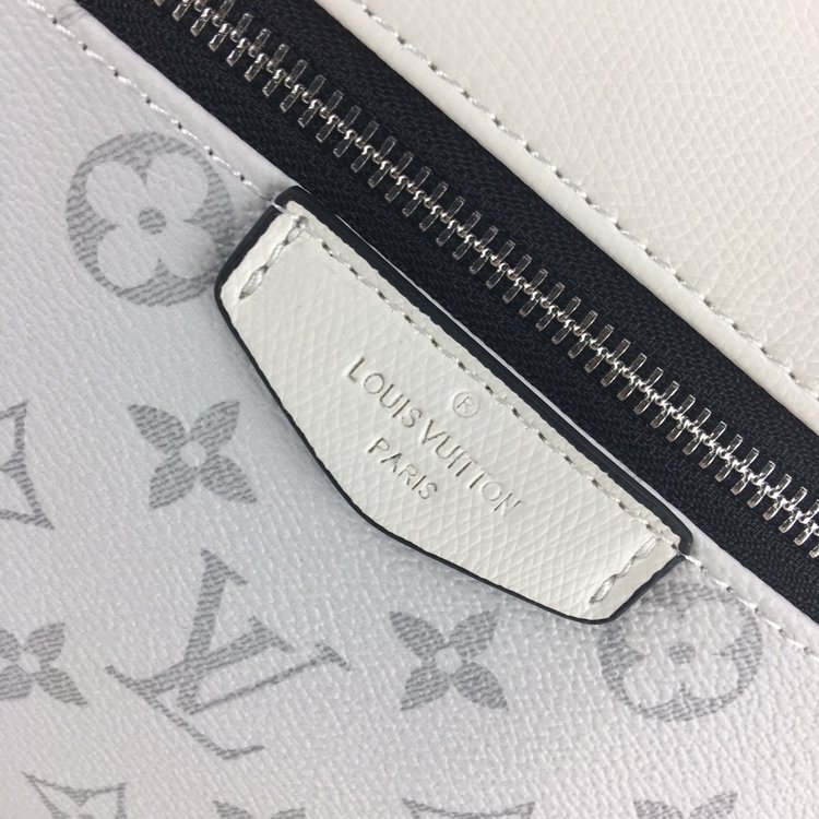 LouisVuitton ルイヴィトン パックバッグ M30230 DISCOVERY 40x30x20cm-BRAND OFF
