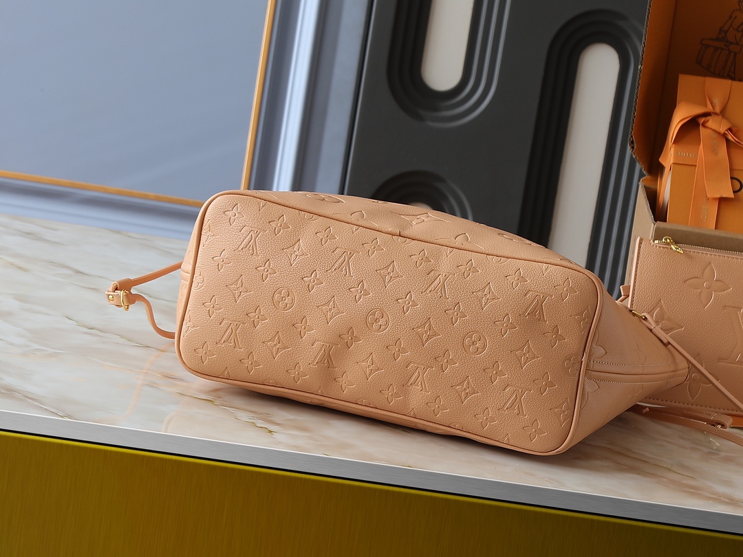 LOUIS VUITTON（ルイヴィトン）Neverfull ミドルサイズのハンドバッグ-BRAND OFF