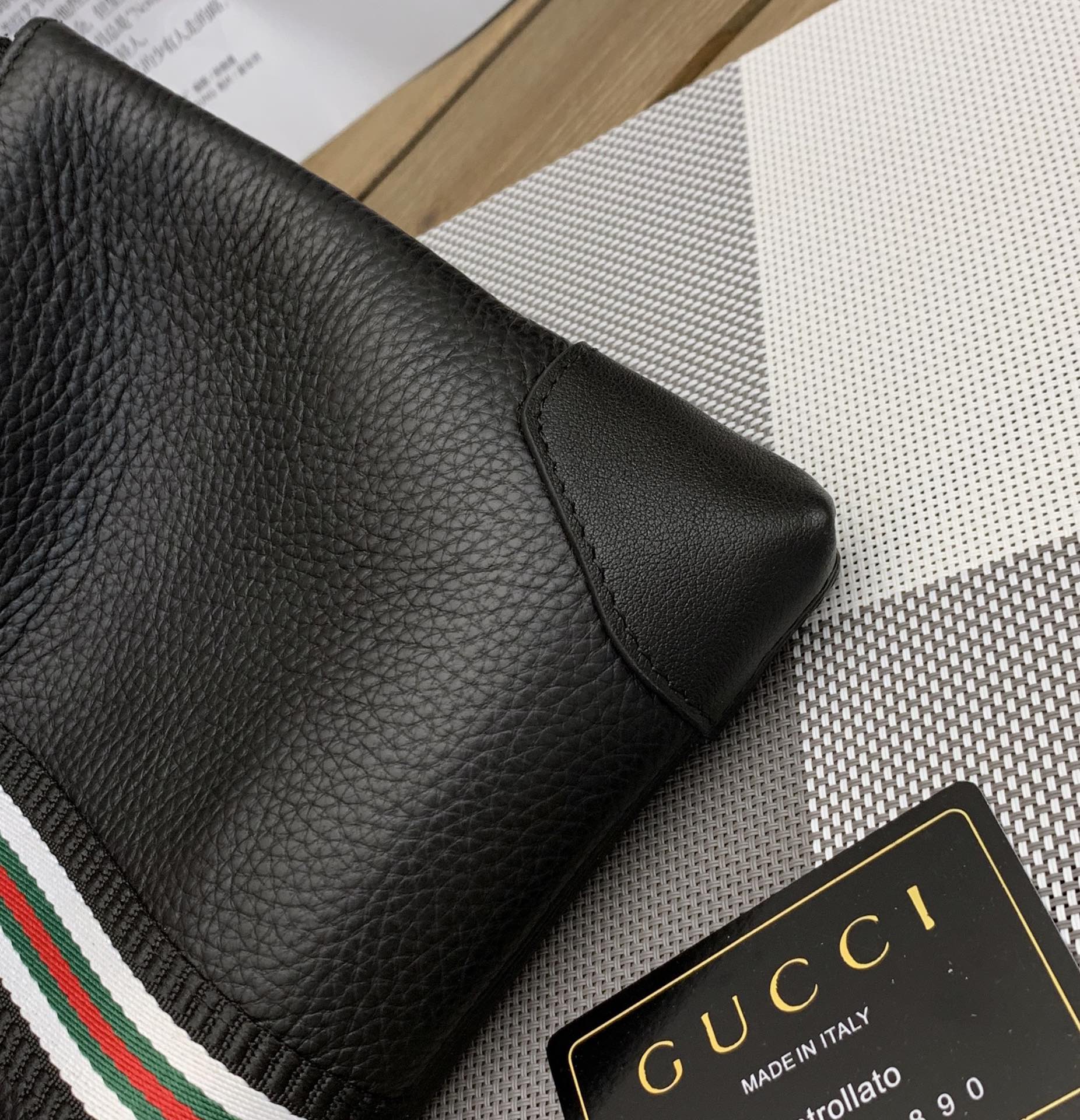 Gucci（グッチ）クラッチバッグ 28x18x3cm-BRAND OFF