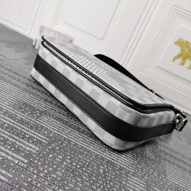 Louis Vuitton （ルイヴィトン） メッセンジャーバッグ 23.5x14x5cm-BRAND OFF