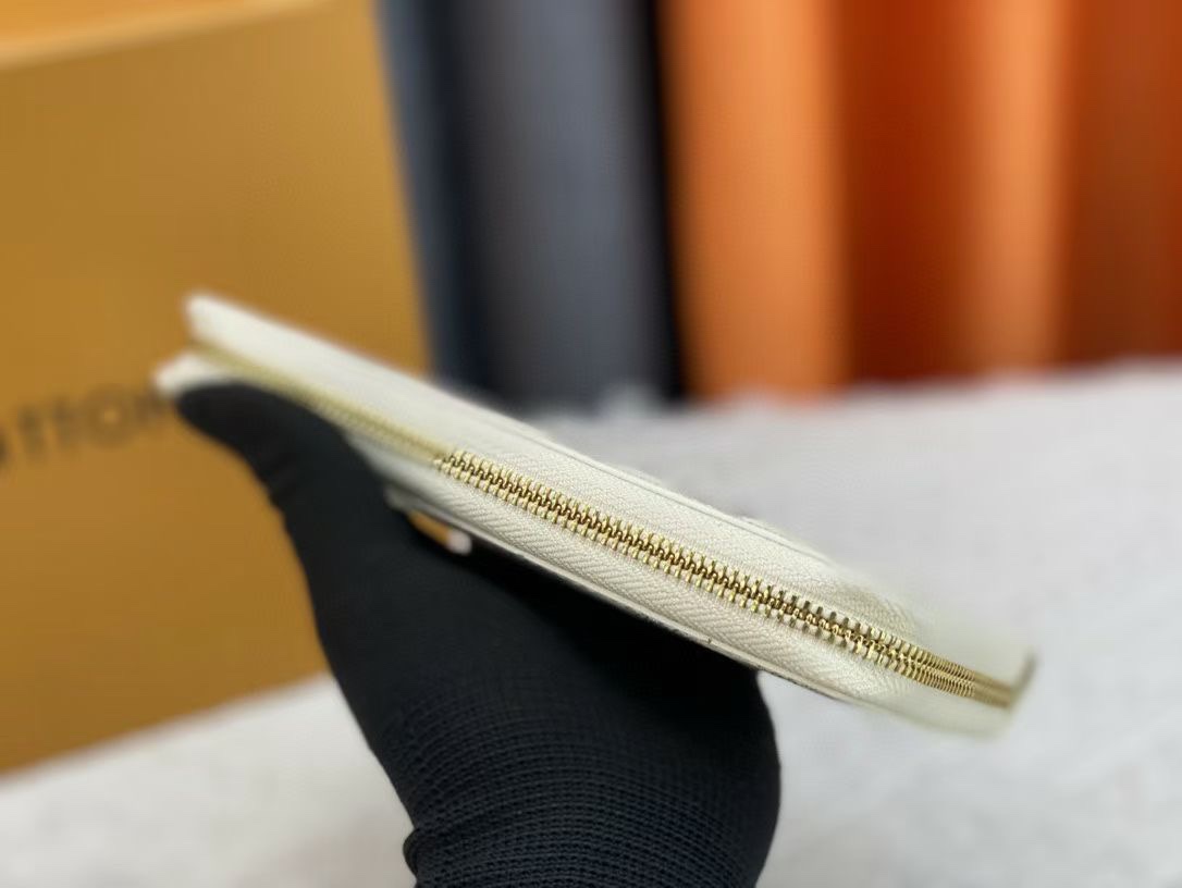 LOUIS VUITTON（ルイヴィトン）Vivian 財布 M60017-BRAND OFF