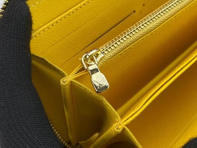 LOUIS VUITTON（ルイヴィトン）Vivian 財布 M60017-BRAND OFF